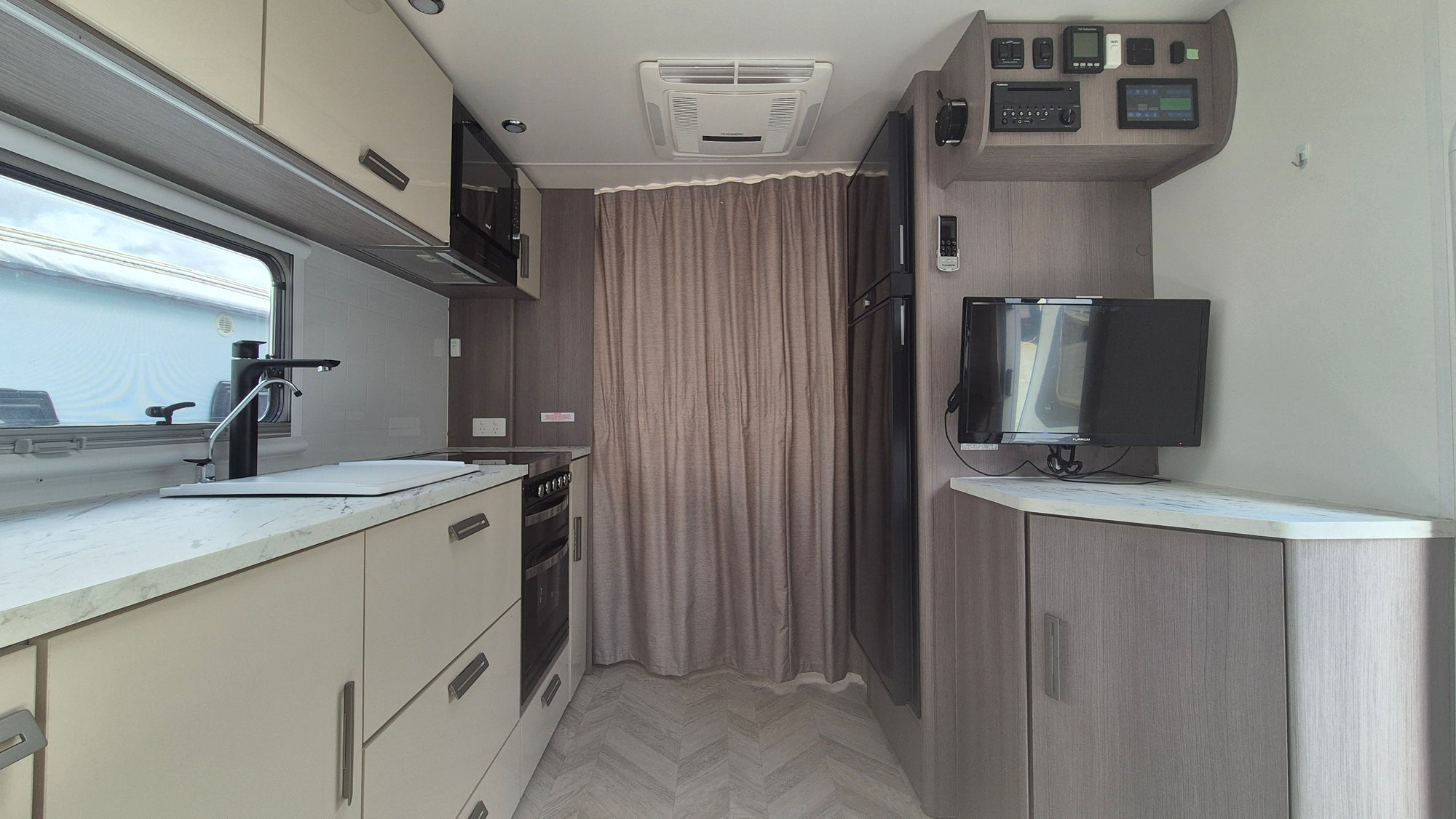2021 Jayco Silverline Outback