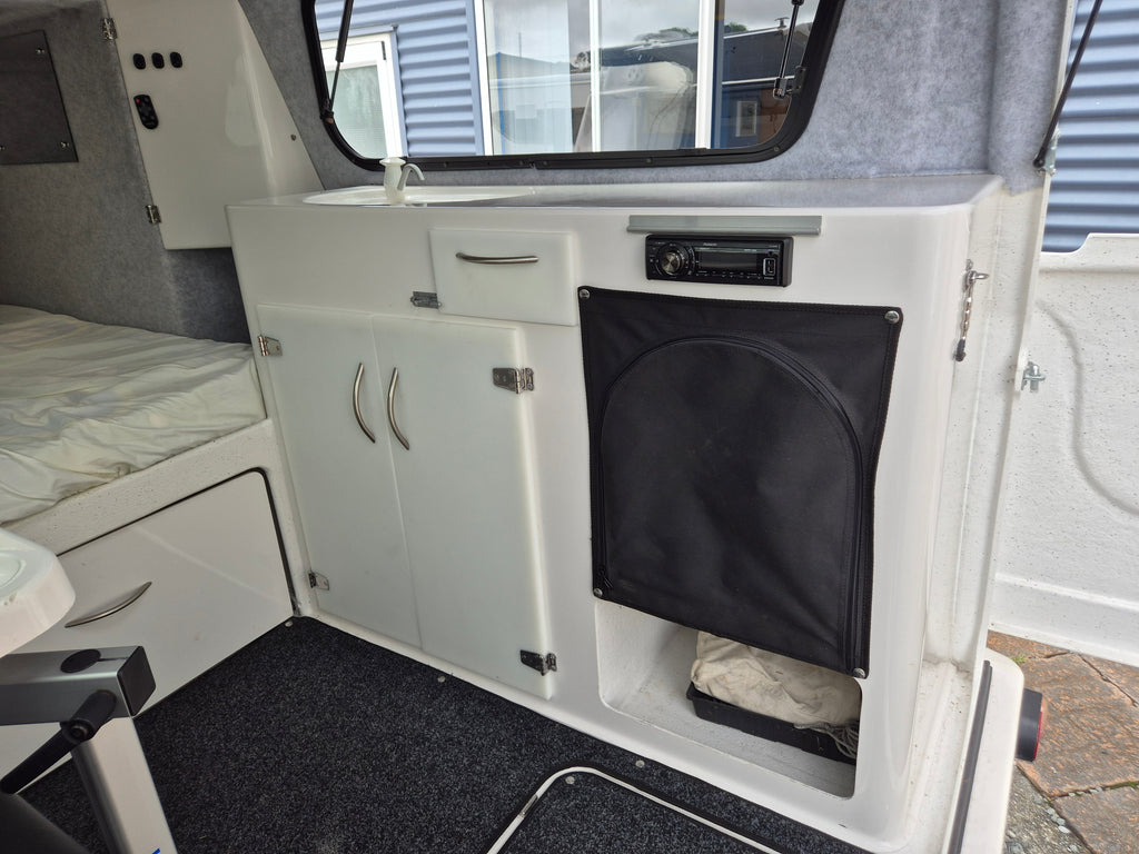 2013 Work and Play 430 Stopover