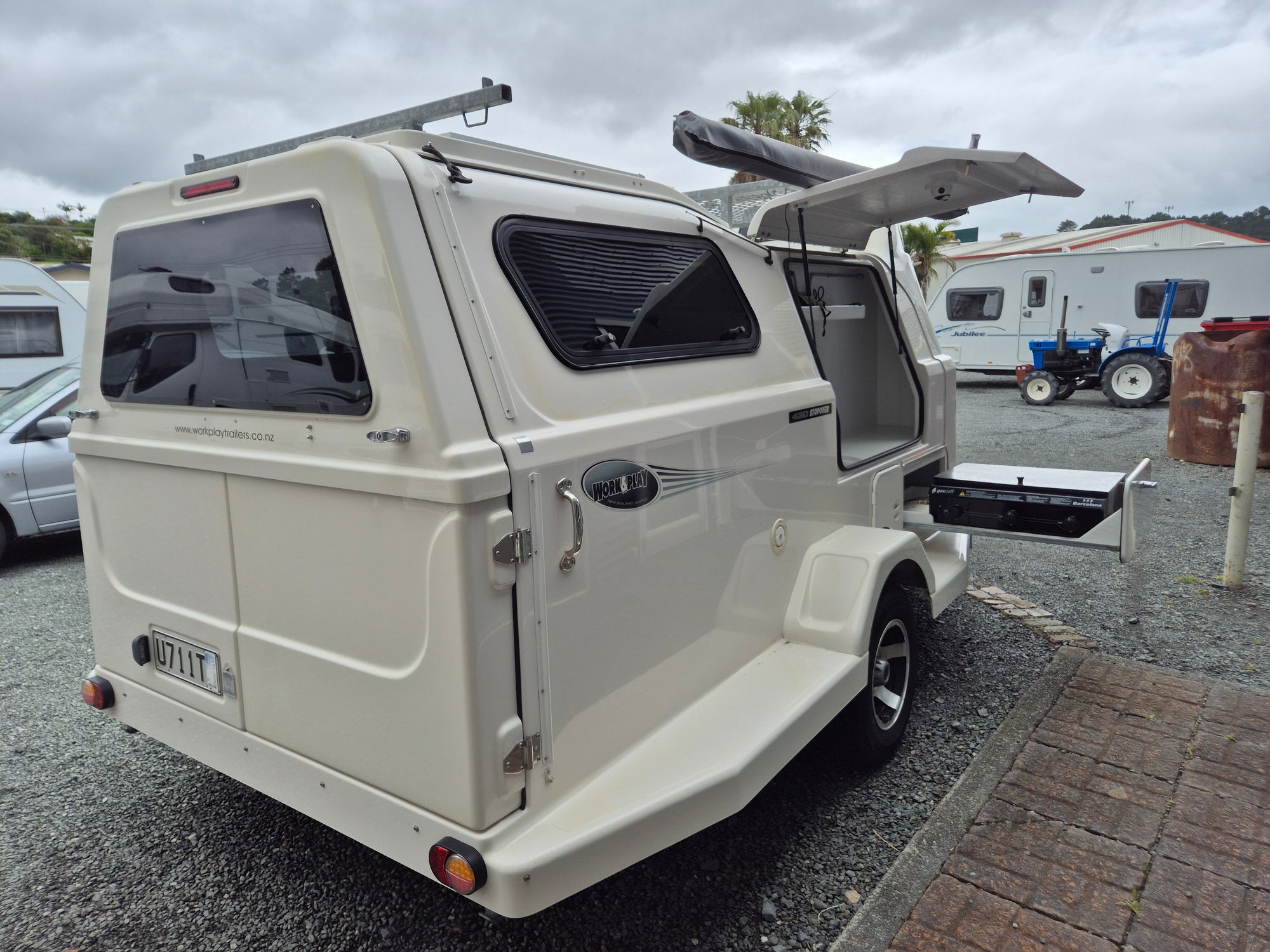 2013 Work and Play 430 Stopover