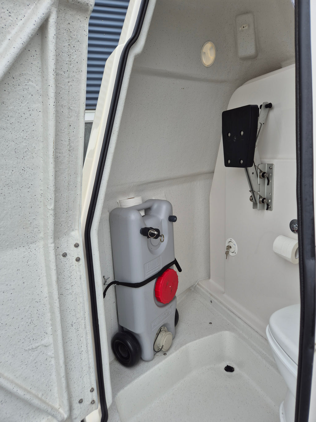 2013 Work and Play 430 Stopover