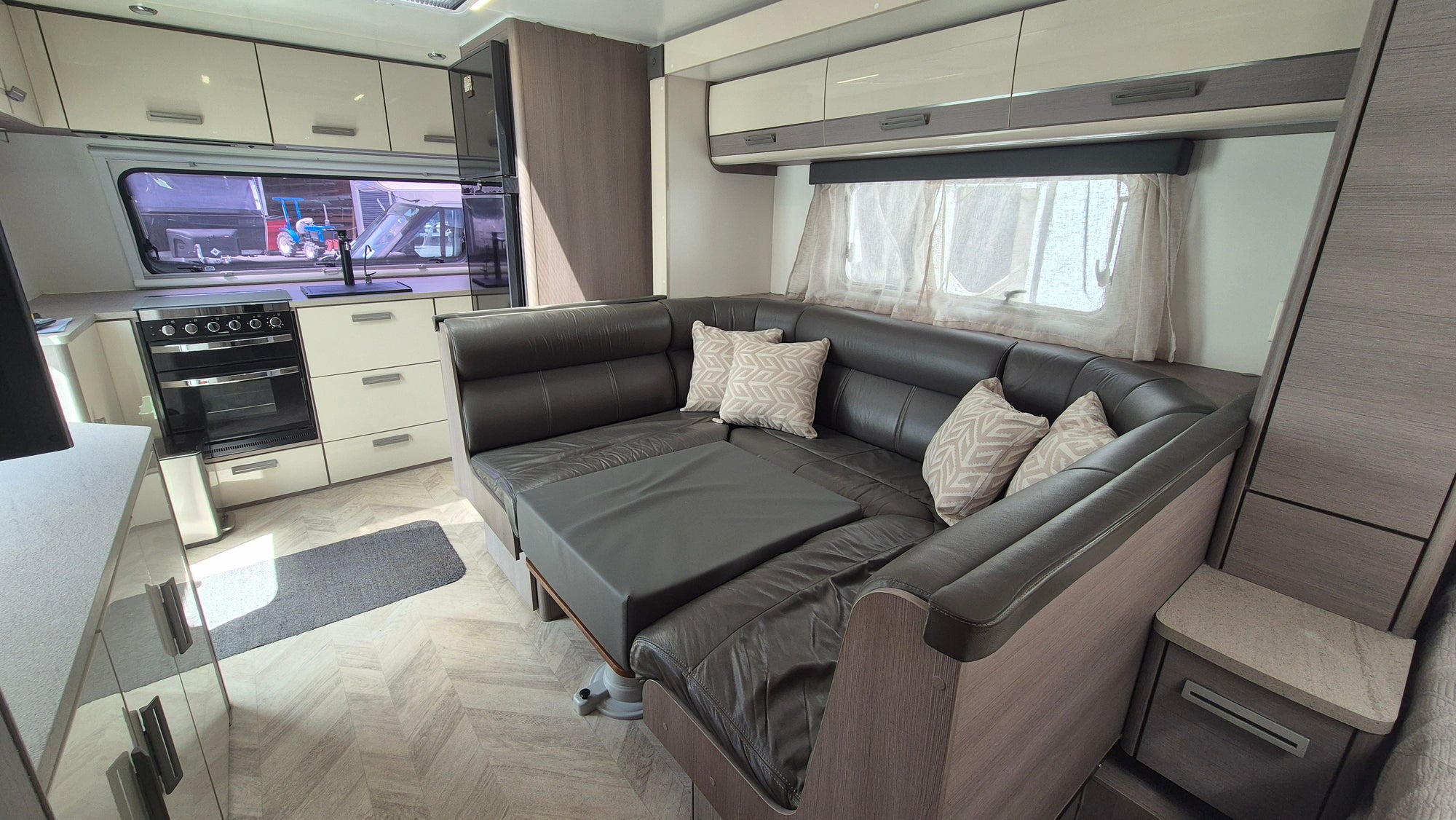 2021 Jayco Silverline 24-75-4SL