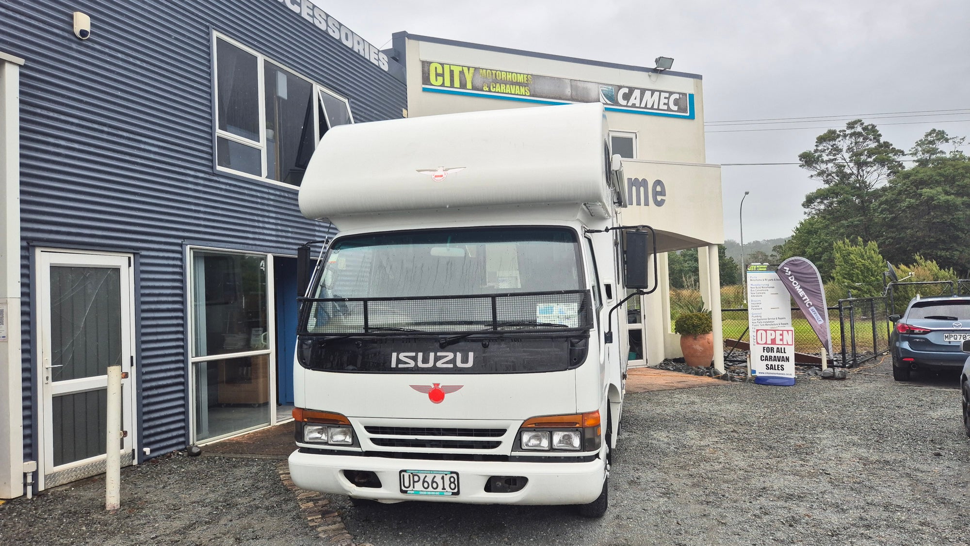 1996 Isuzu N Series 100P