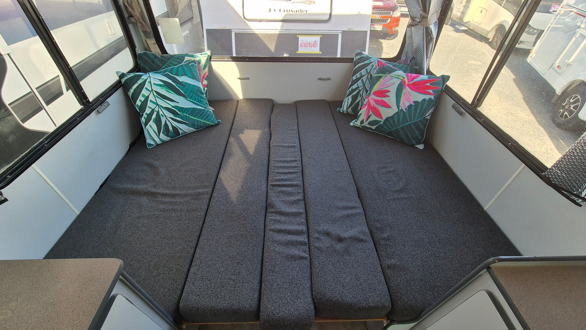 1996 Isuzu N Series 100P