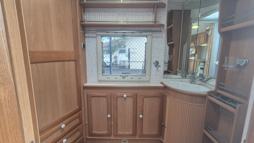 2006 Compass Magnum Classic