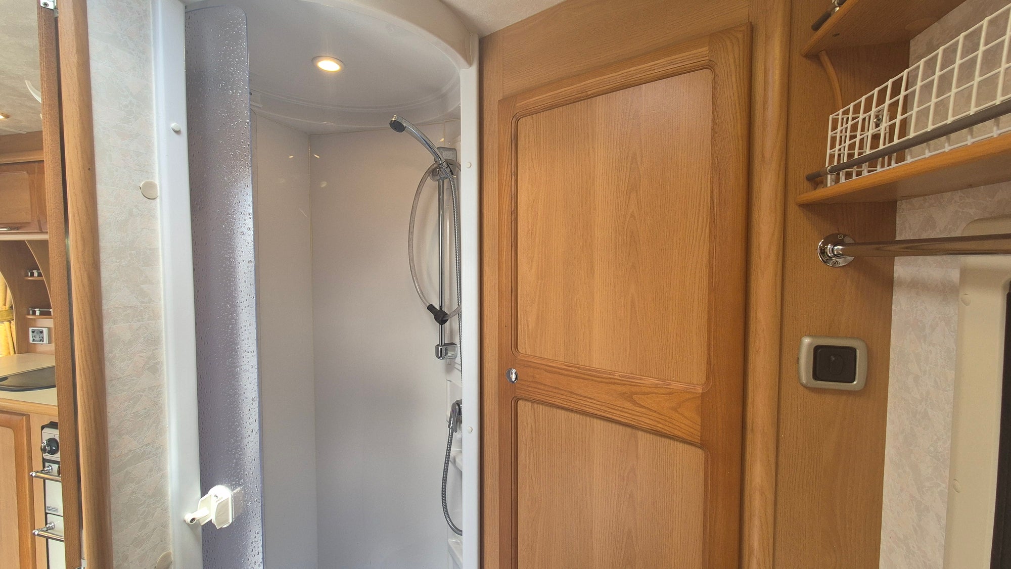 2006 Compass Magnum Classic