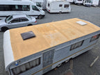 1975 Oxford Caravan