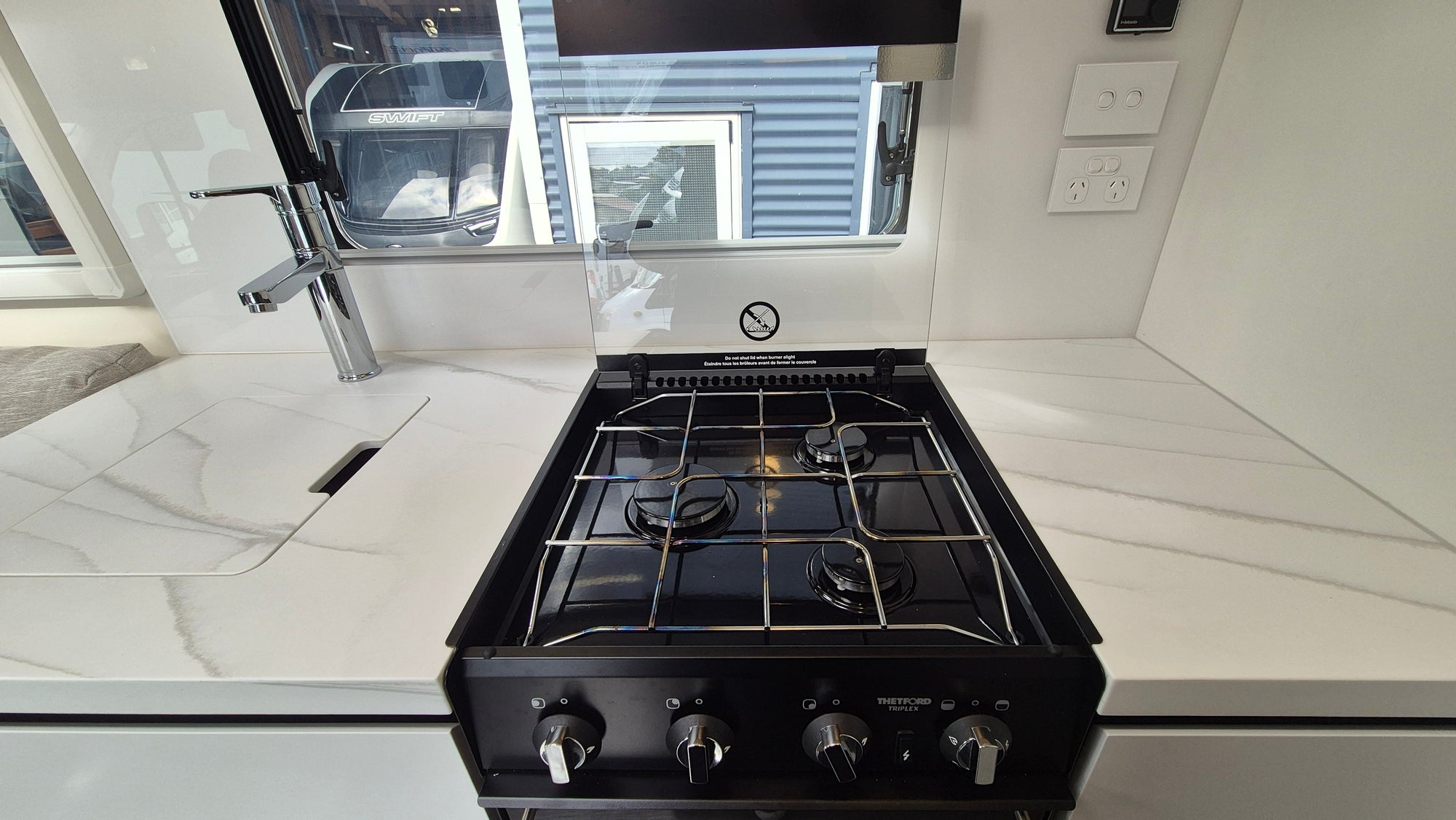 2024 VW Traillite Oakura 354