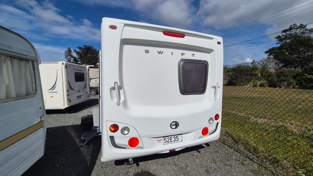 2010 Swift Safari 230