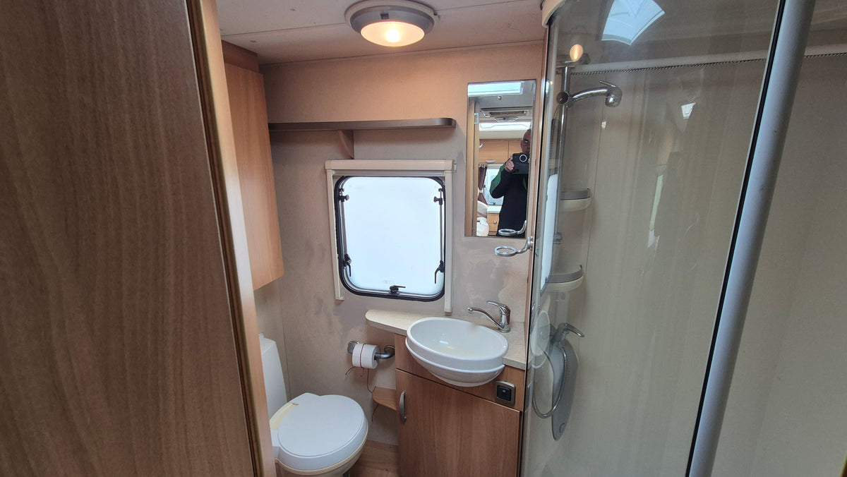 2010 Swift Safari 230