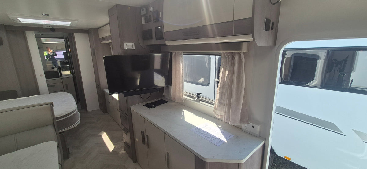 2022 Jayco Silverline 24.75-4.SL MY21