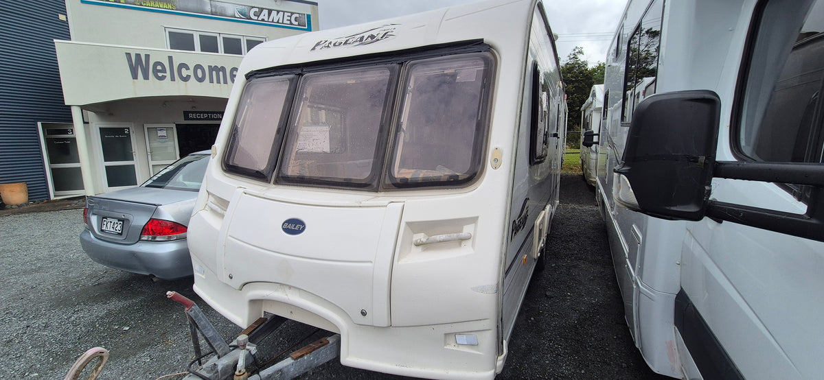 2004 Bailey Monarch